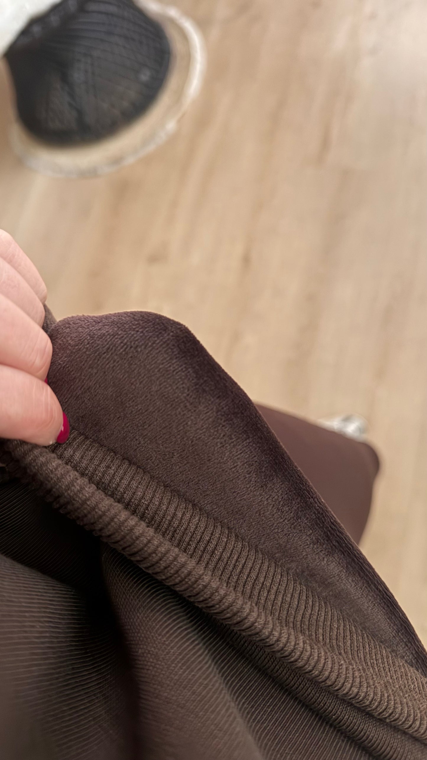 Basic sweaters - bruin