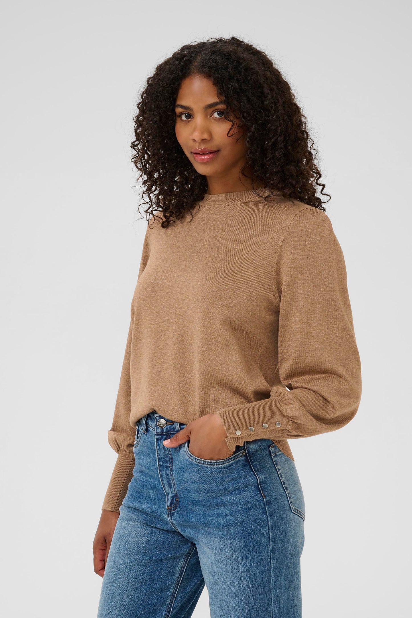 Lizza round neck knit button - toasted coconut
