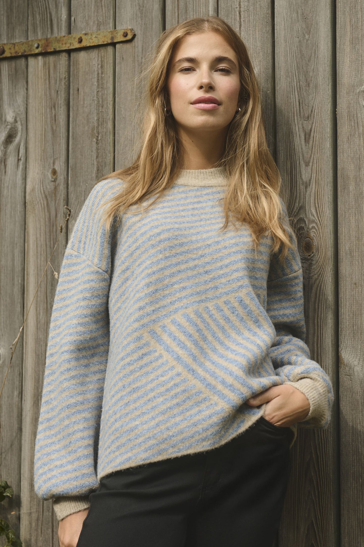 Verana knit pullover - beige/blue