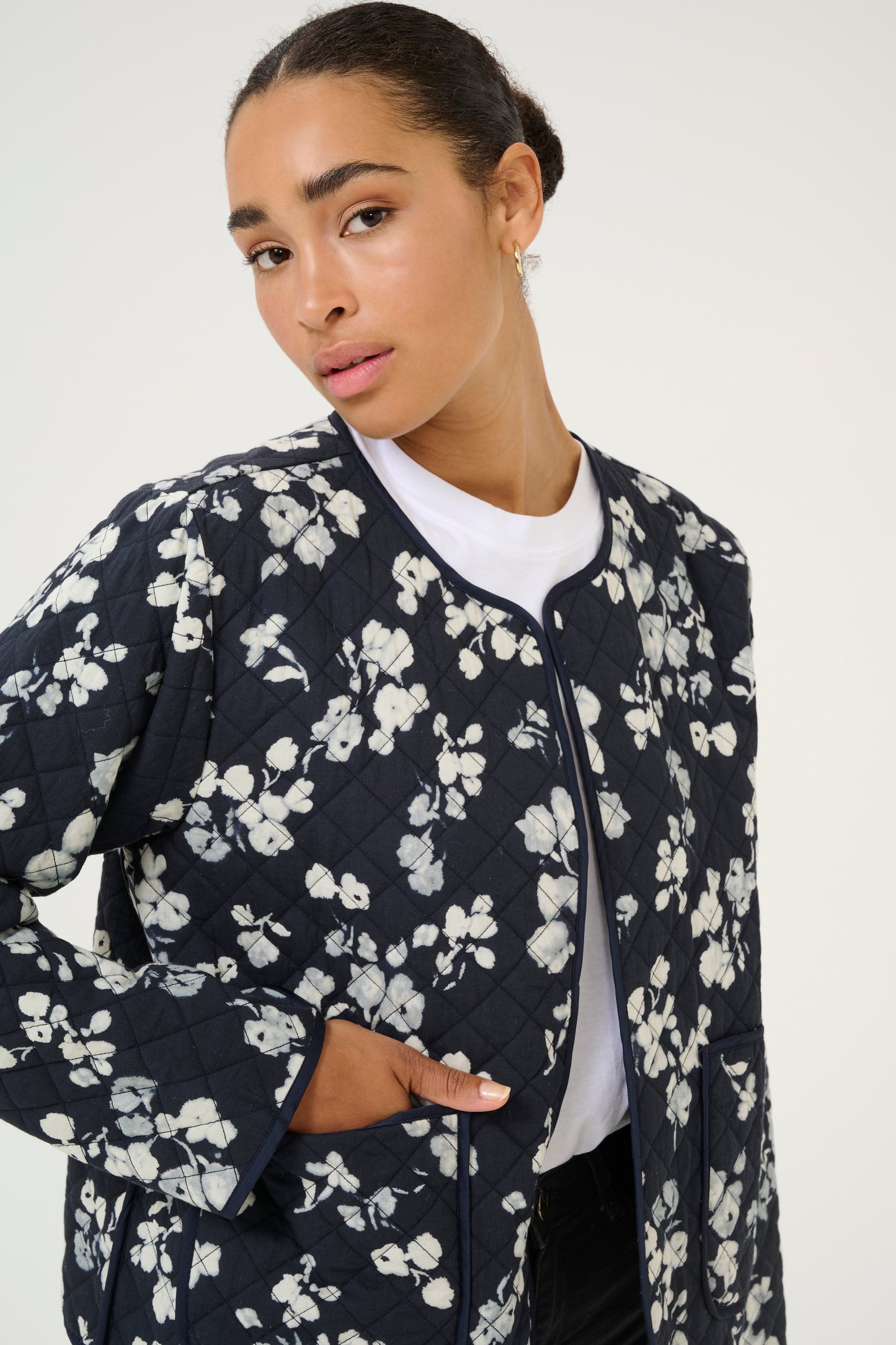 Valia jacket - marine flower
