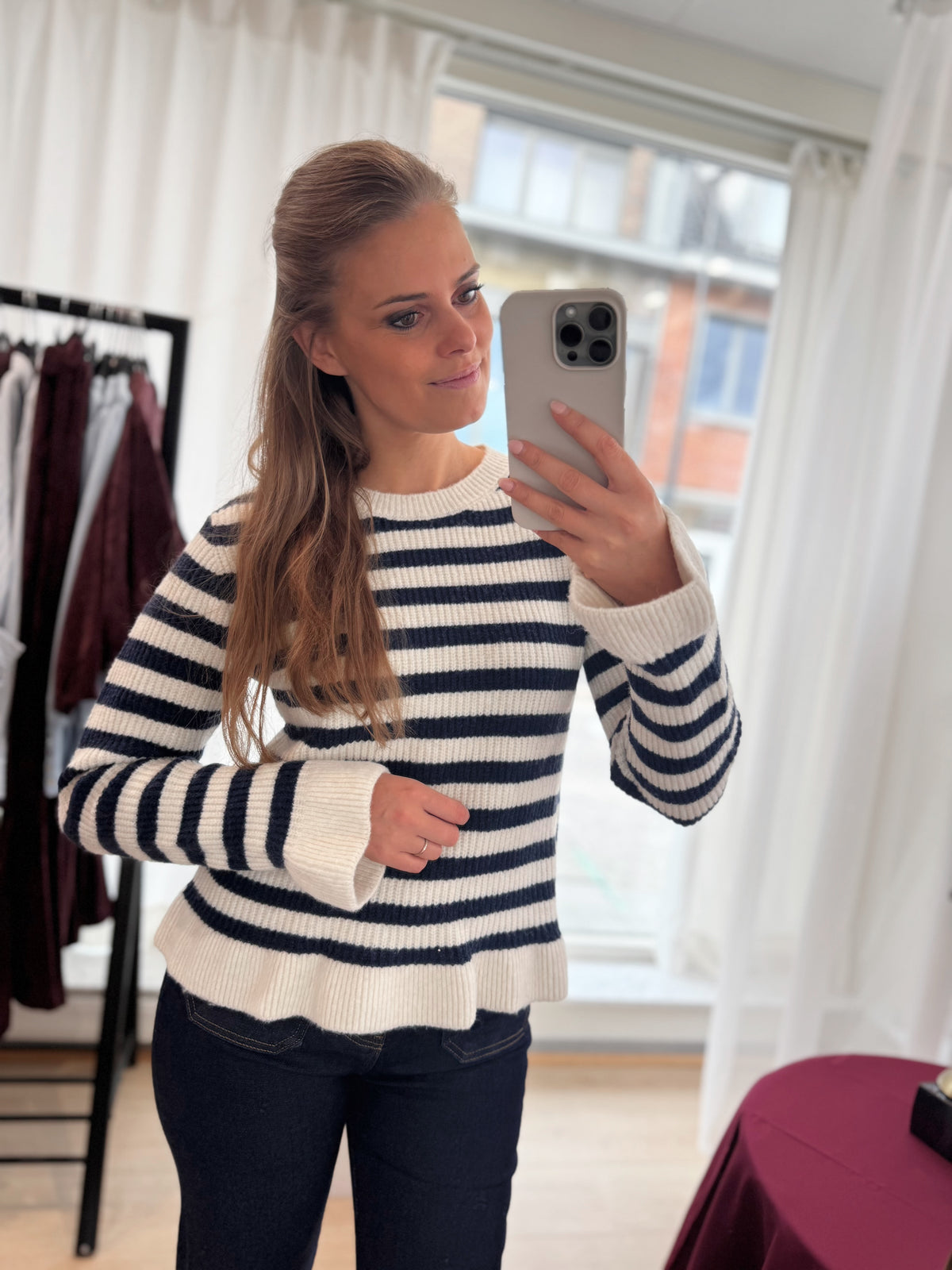 Gestreepte trui franje - donkerblauw/ecru