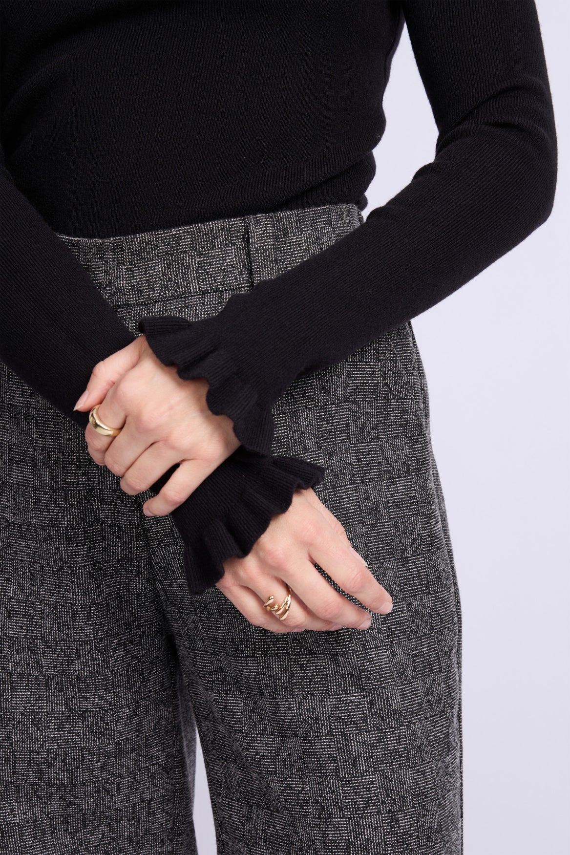 Astrid knit pullover - black