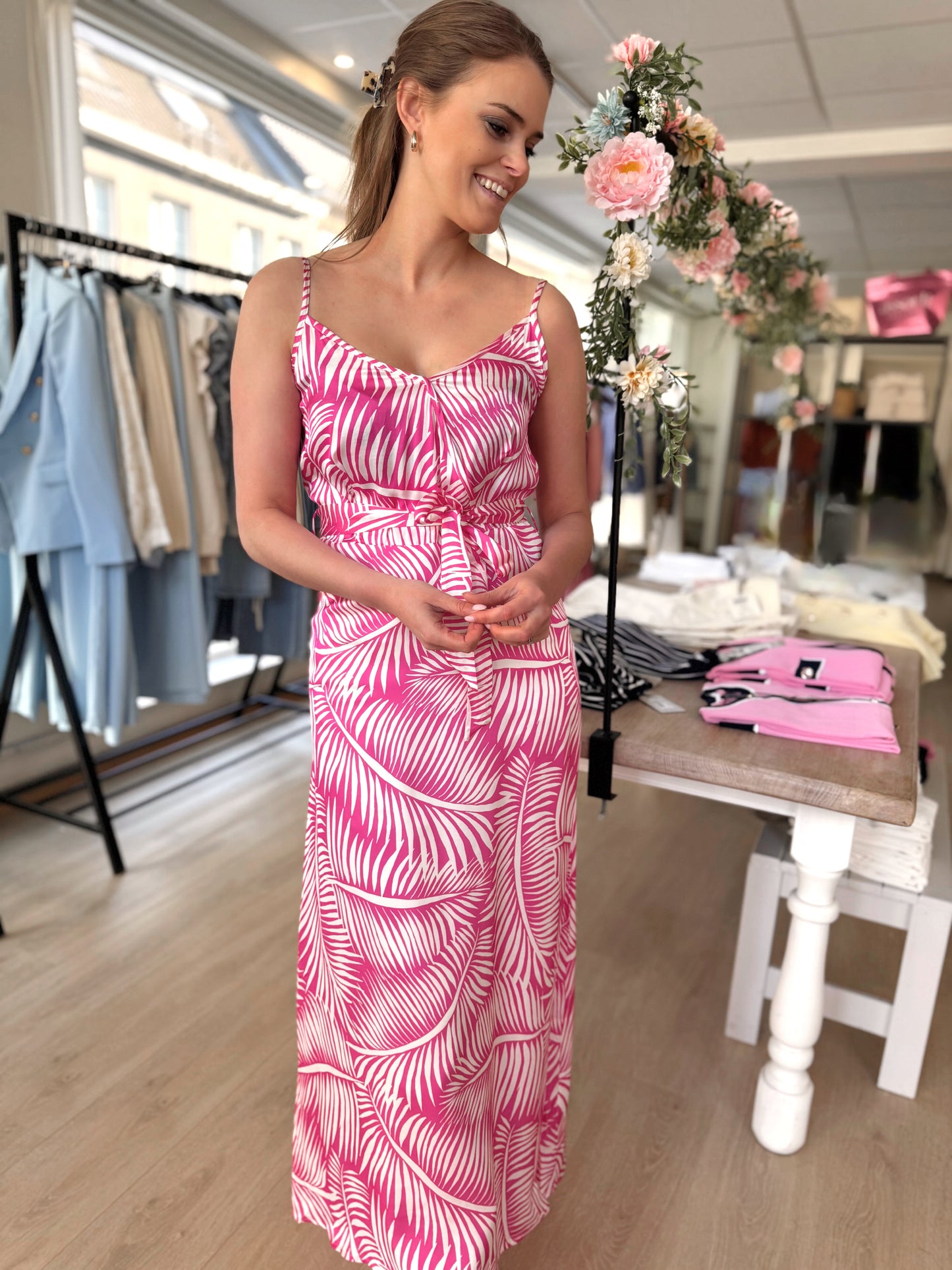 25340 summer dress - fuchsia/white