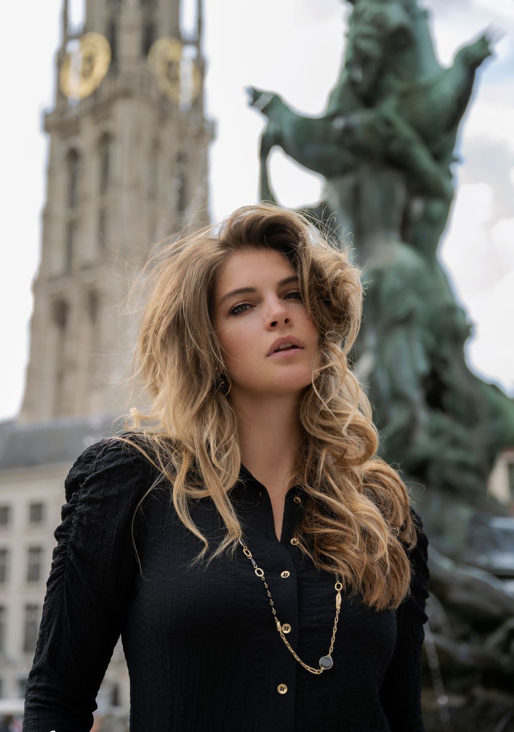 Zwart bloesje Elvira