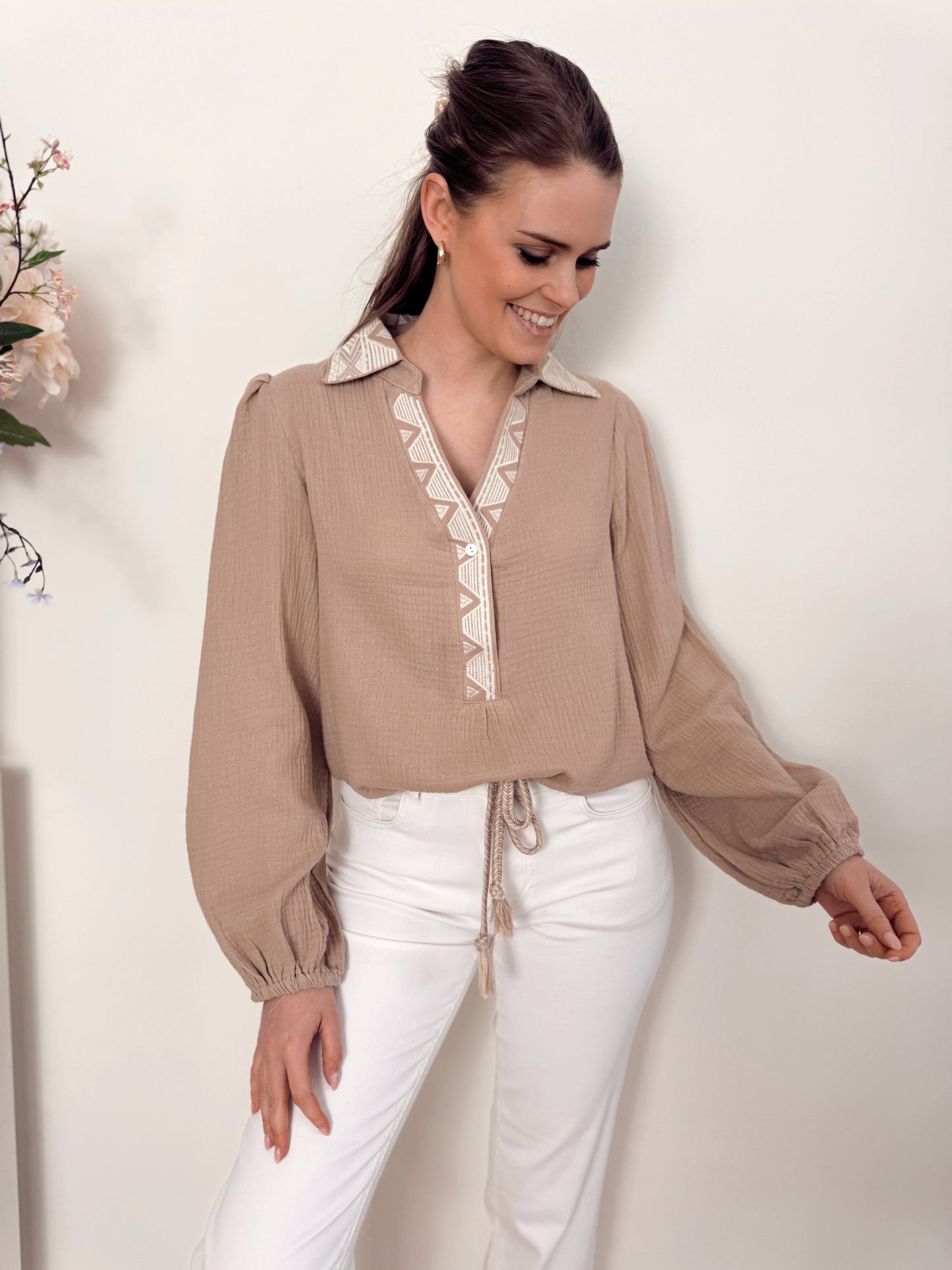 Cholet blouse - dark beige