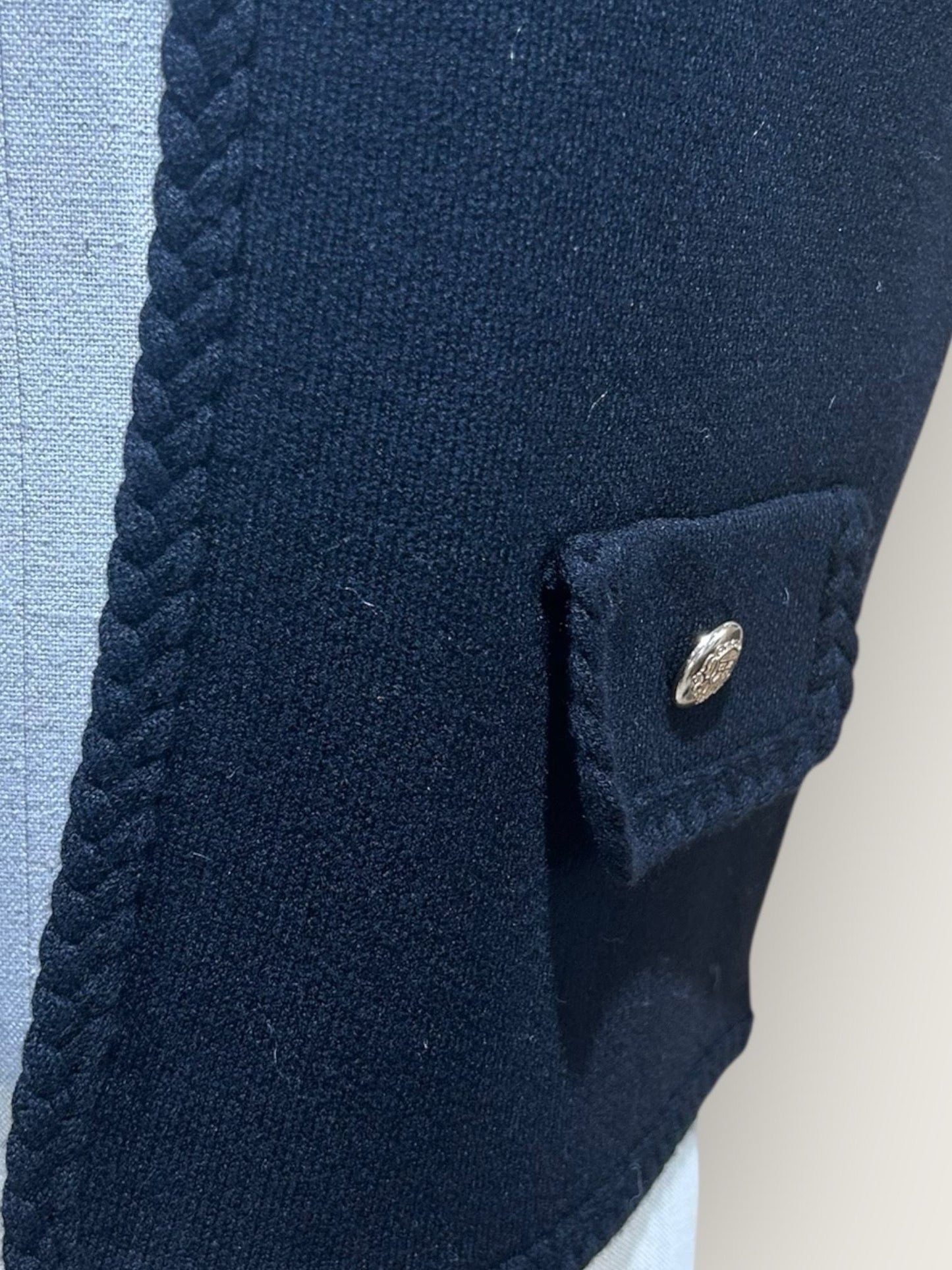 Jacket without sleeve braid - black