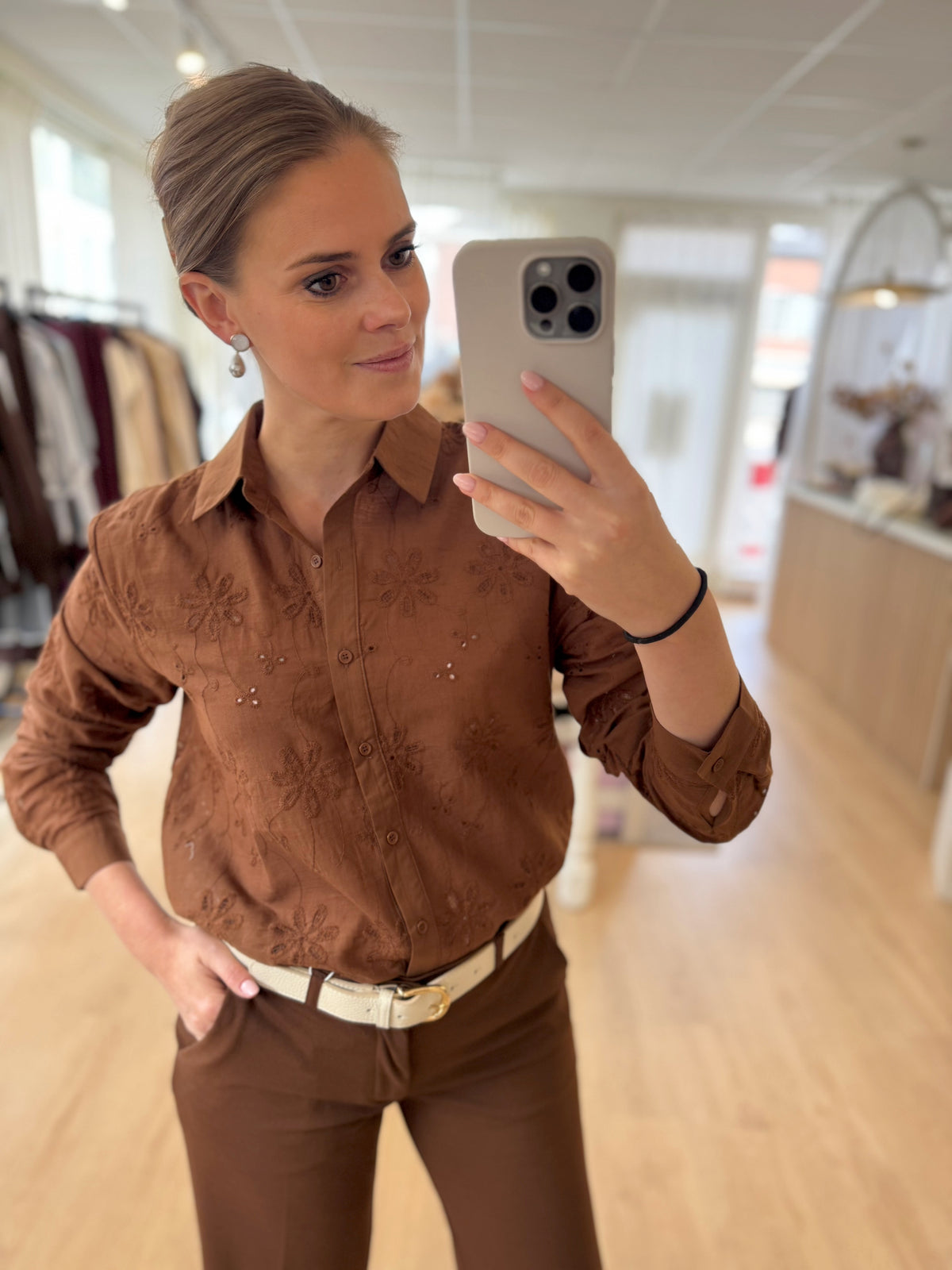 Blouse broderie - cognac