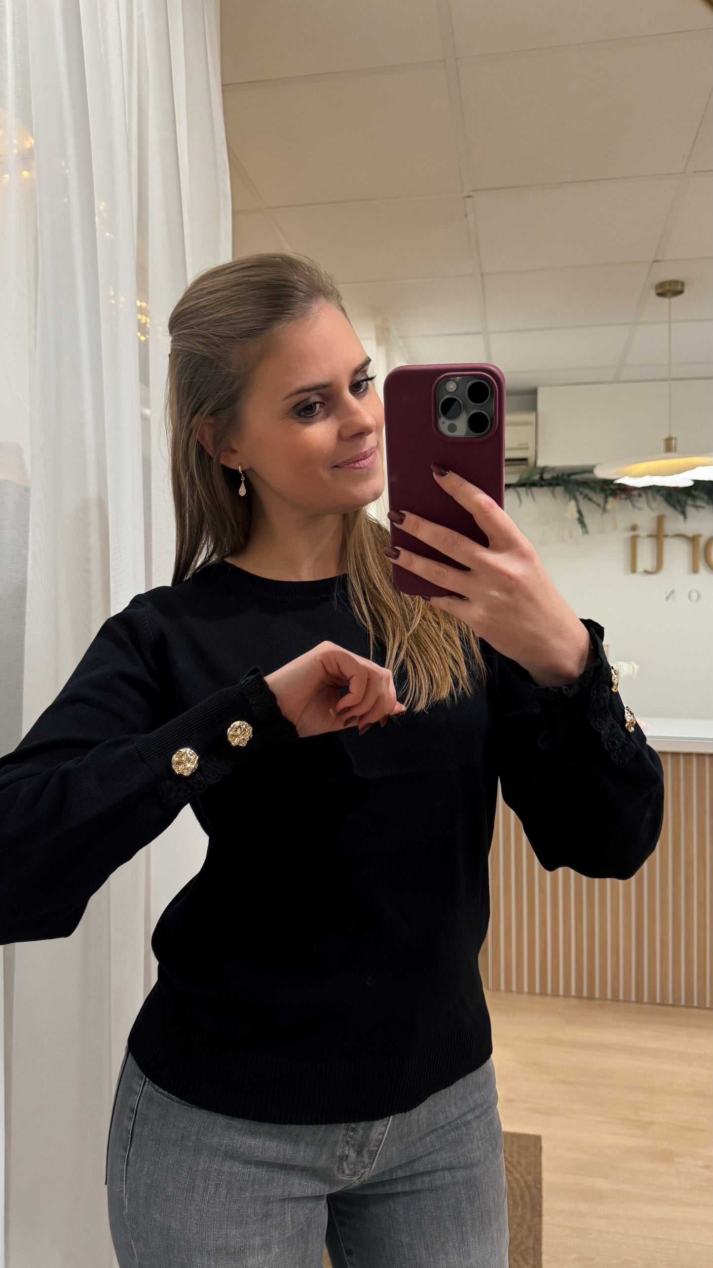 Truitje borderie mouw - zwart