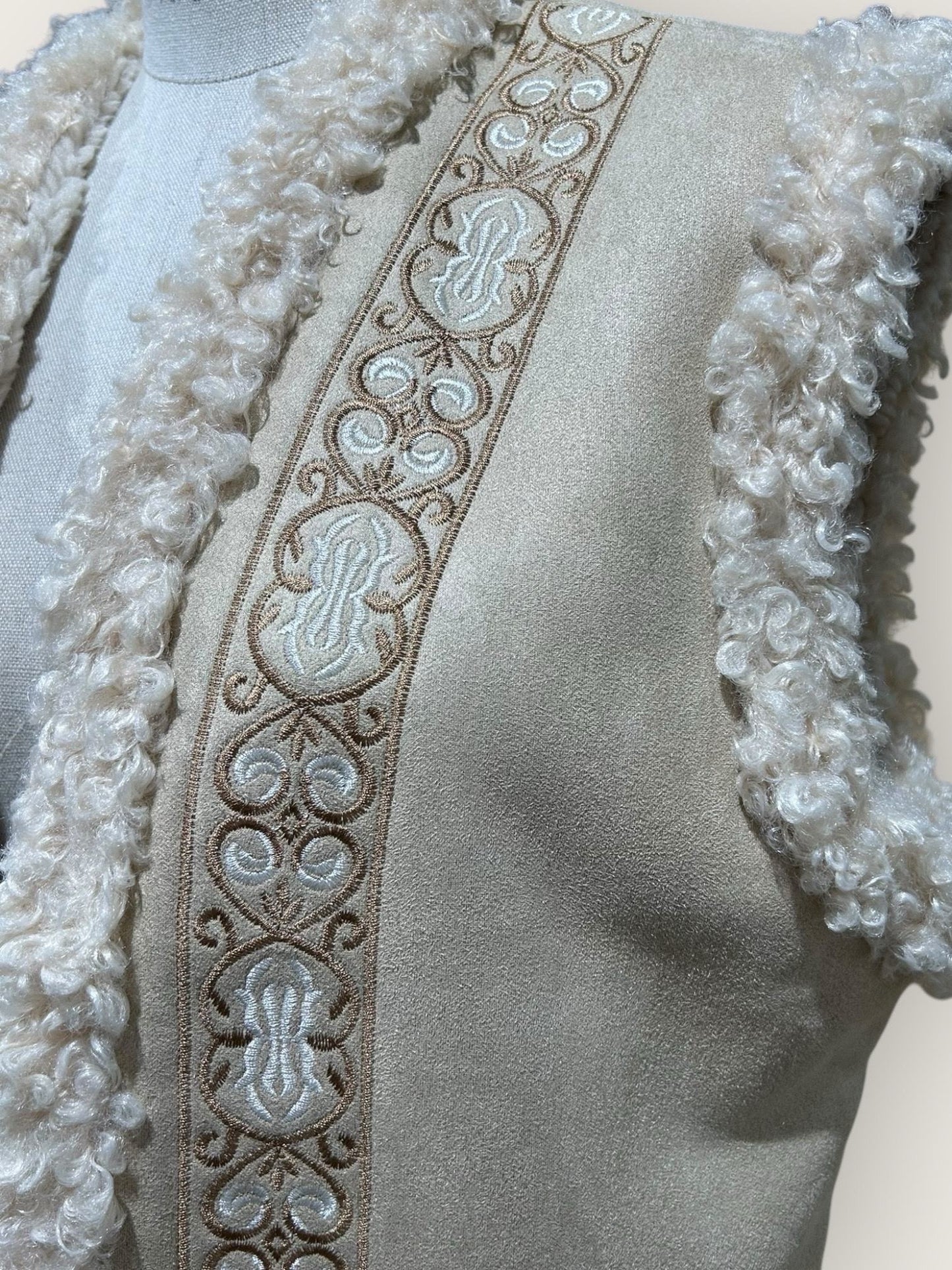Teddy jacket embroidery - beige