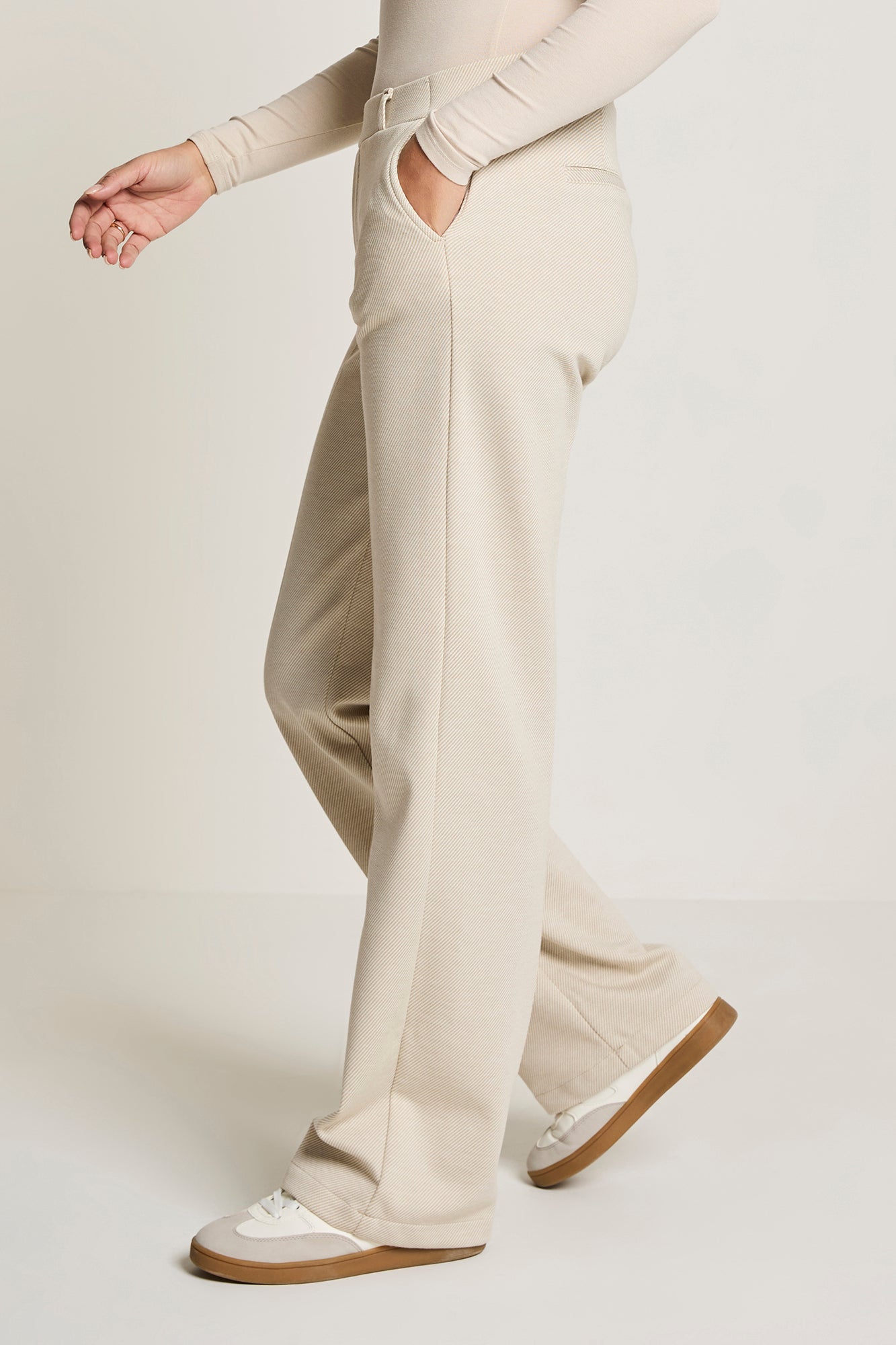 Hannah knitted jacquard - twill beige