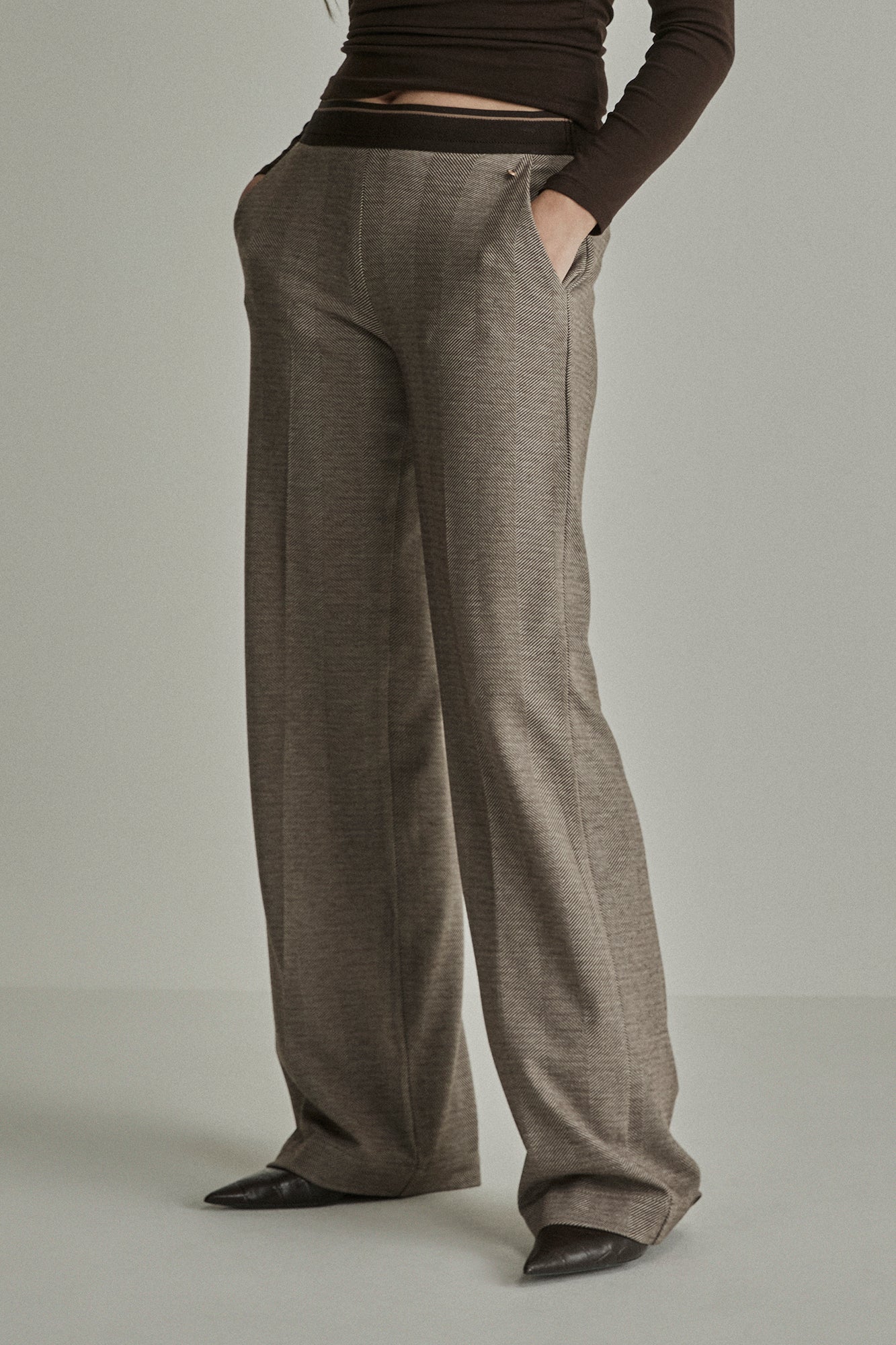 Mira elastic - zigzag brown