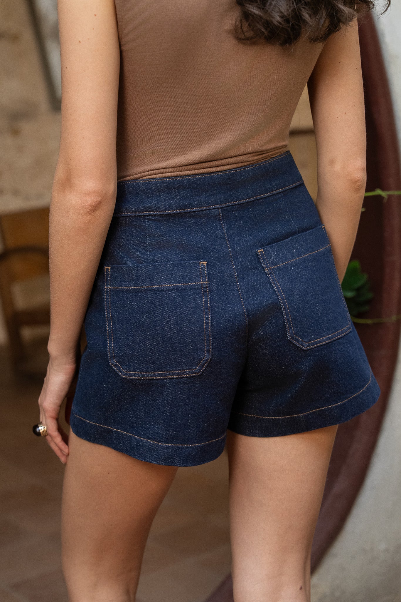 Jeansshortje knopen - donkerblauw
