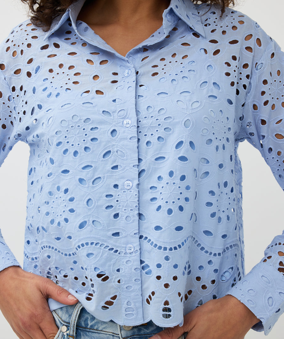 28000 blouse broidery anglaise - sky blue