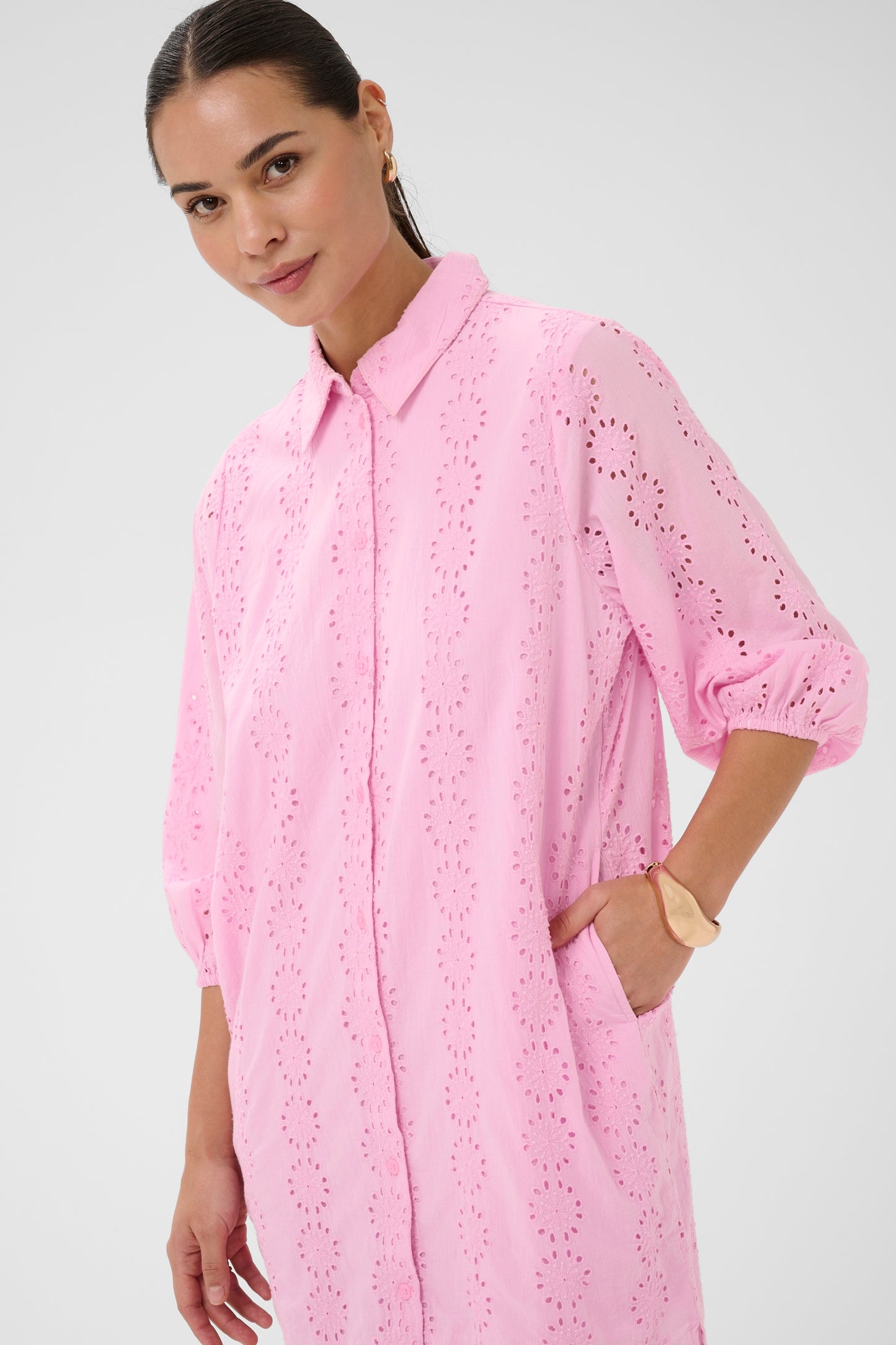 Dona shirt dress broderie - roze