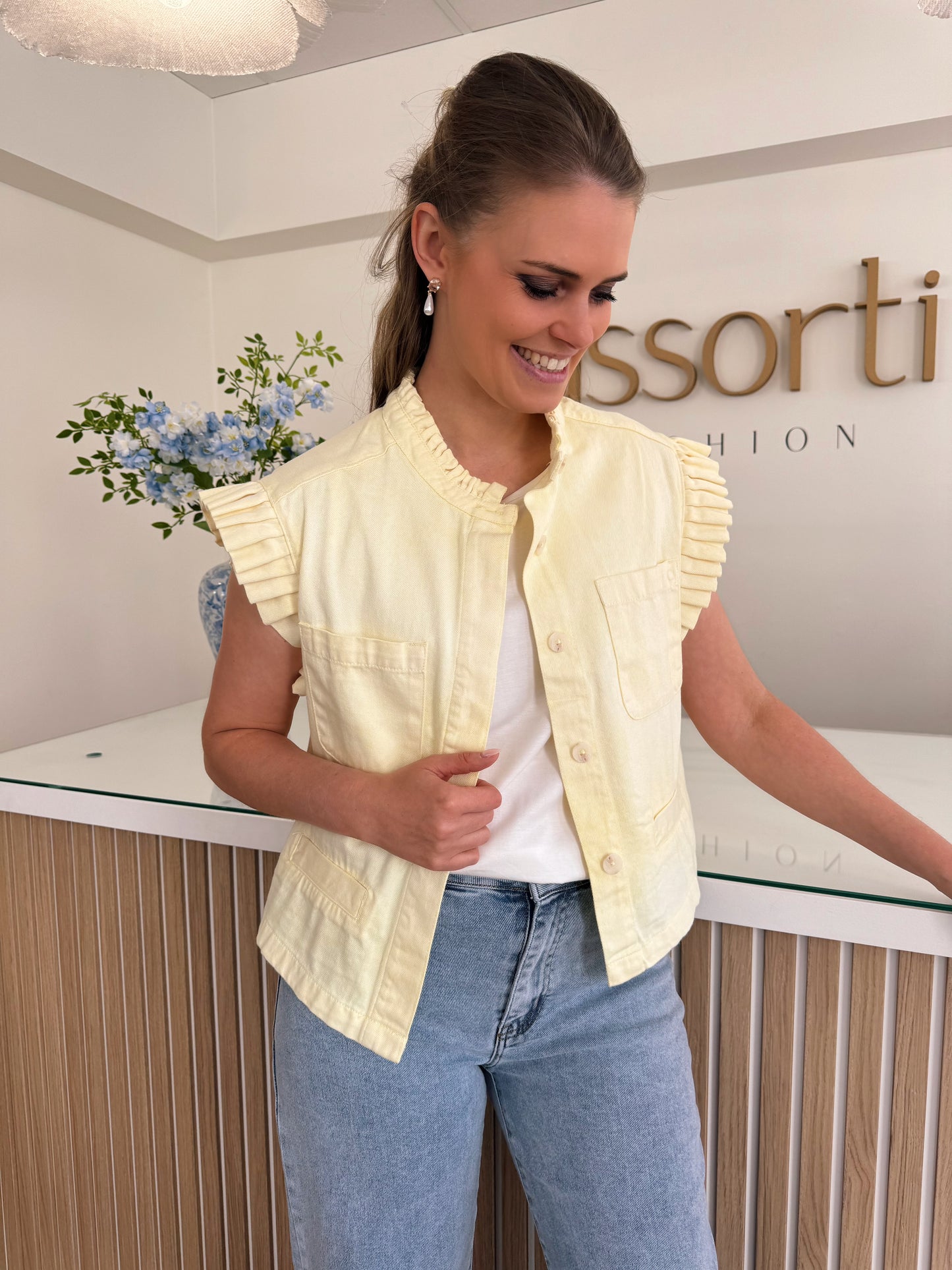 Lorra waistcoat - lemon