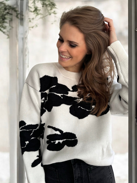 Sweater 3D flowers - black/white