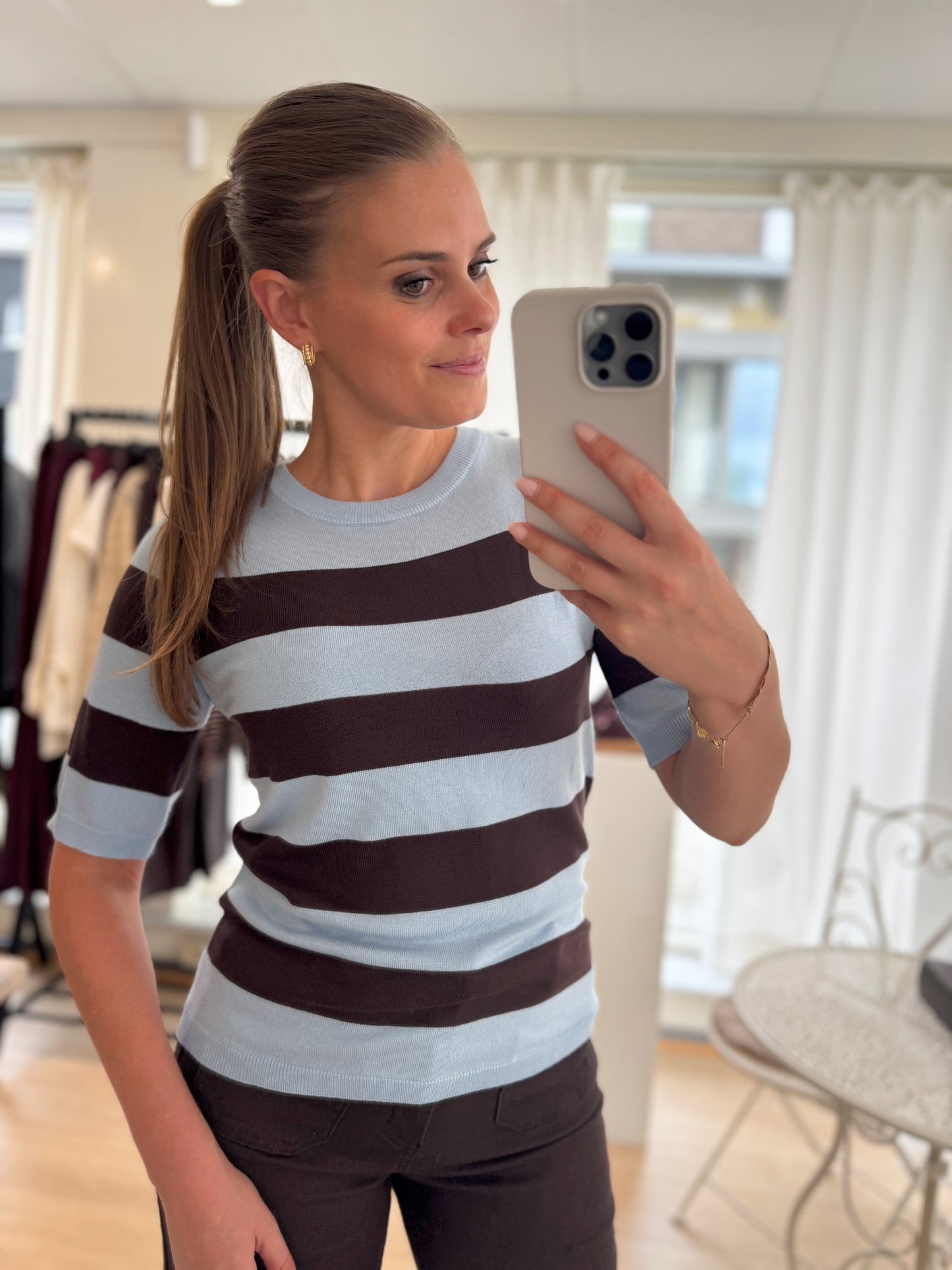 Lizza striped knit - lichtblauw/bruin