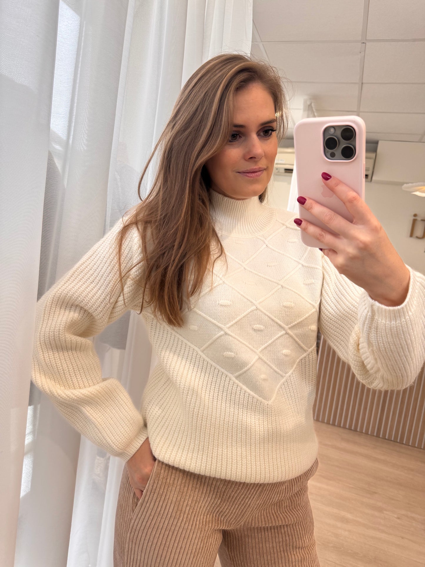 Maddie pullover - chalk