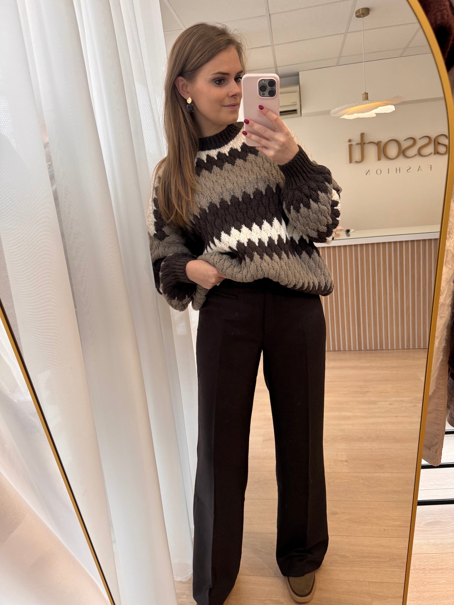 51586 Pantalon with pockets - brown