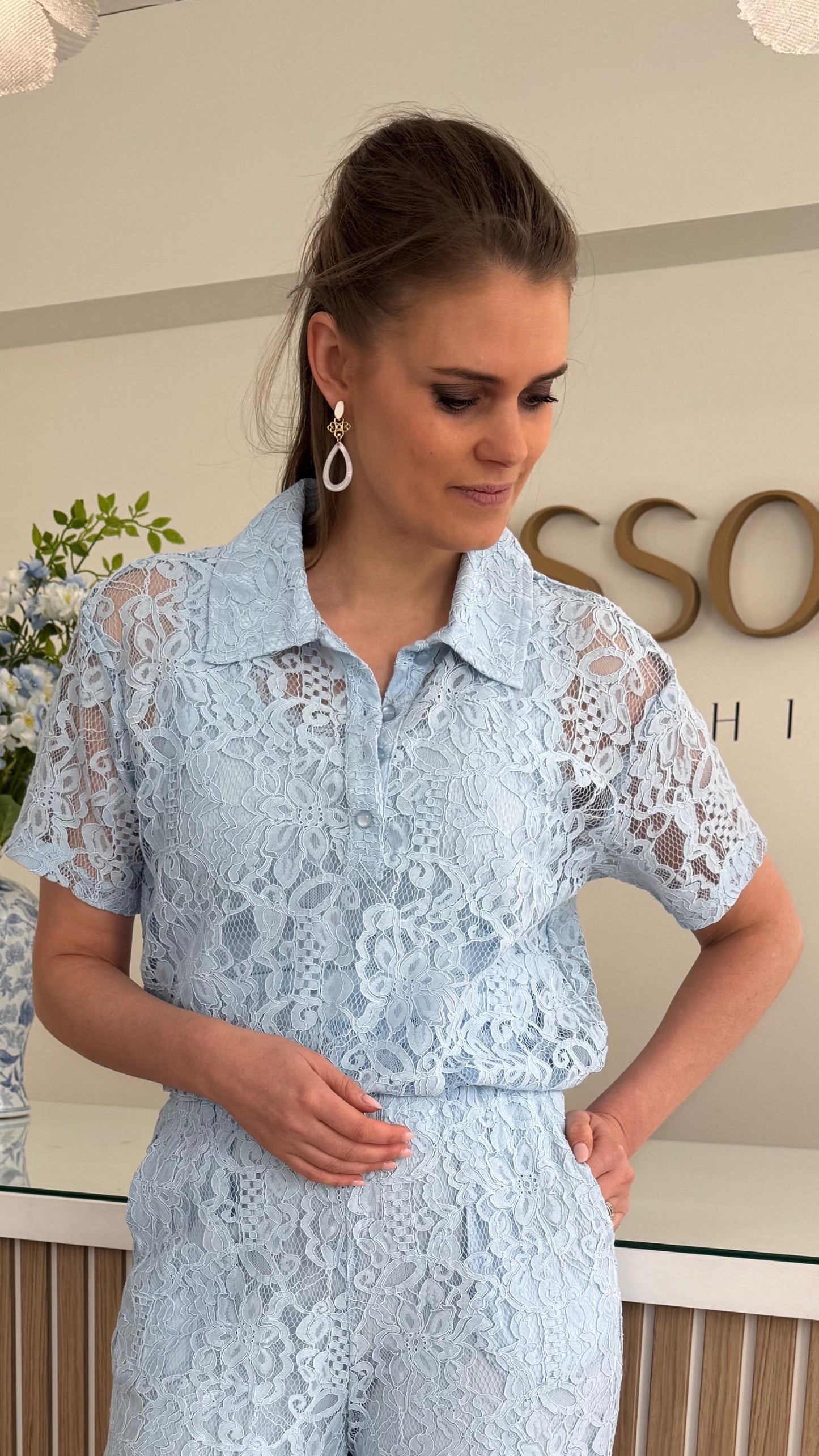 Lacy polo blouse - lichtblauw