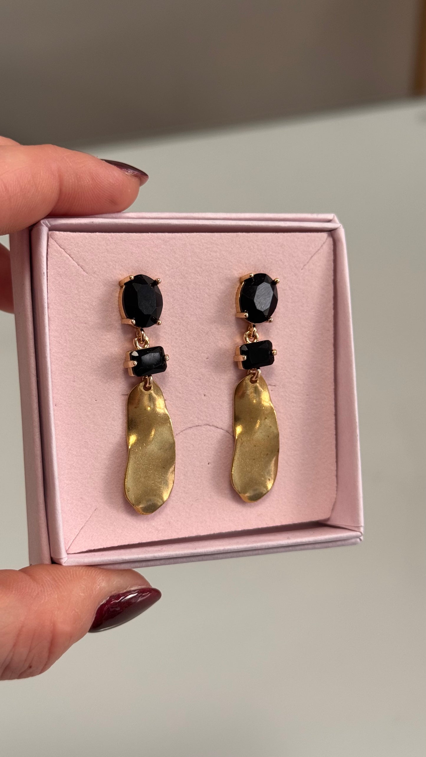 Oorbel O2503 - zwart/goud