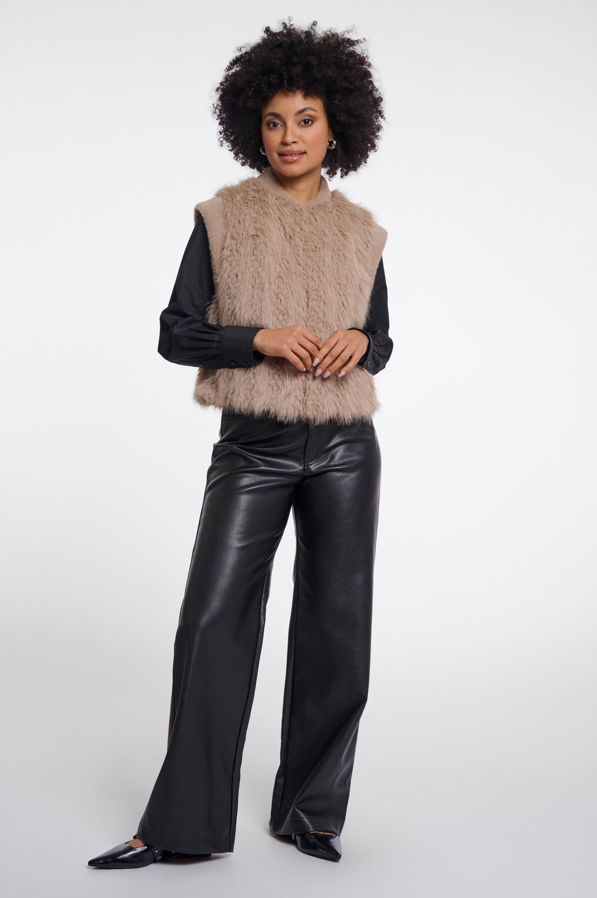 Alvita faux fur waistcoat - oat