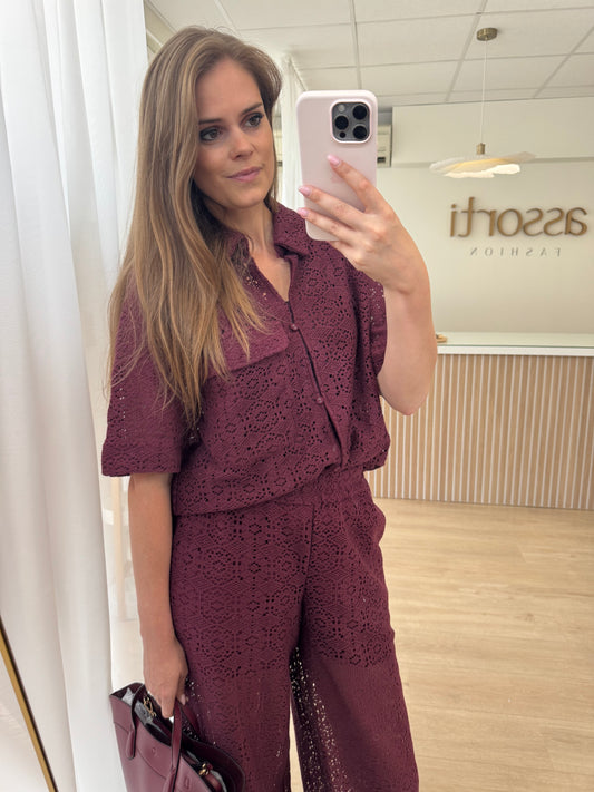 Elsia shirt embroidery - bordeaux