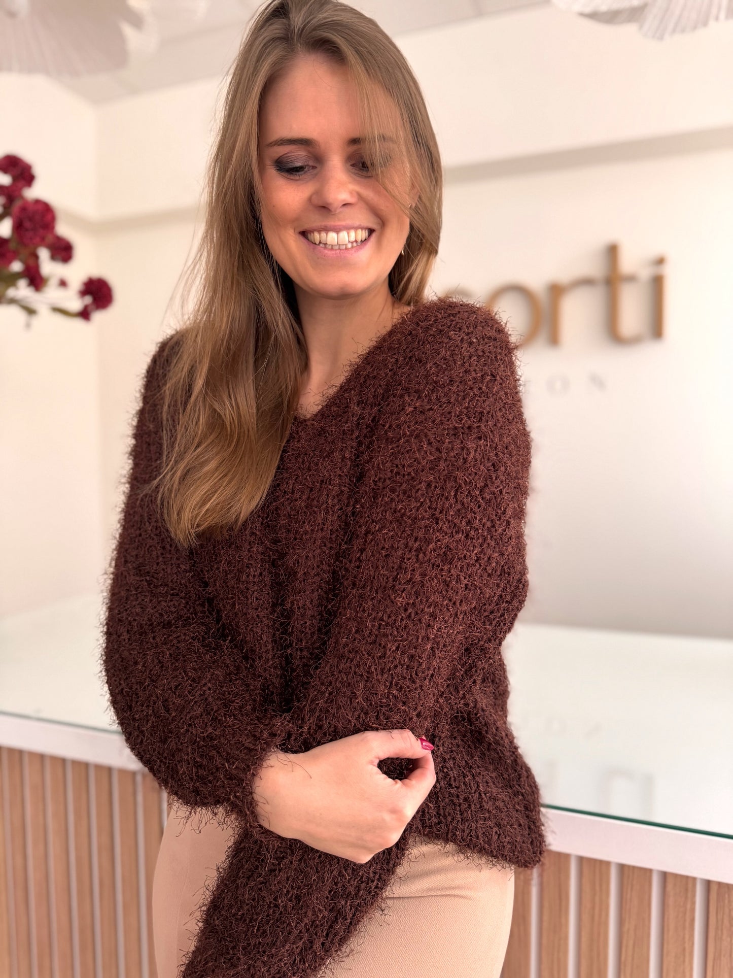 18708 sweater hairy - chocolate