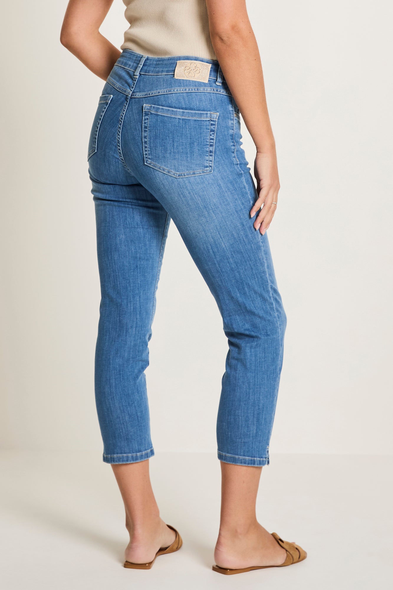 Capri (Para Mi) - Mid blue