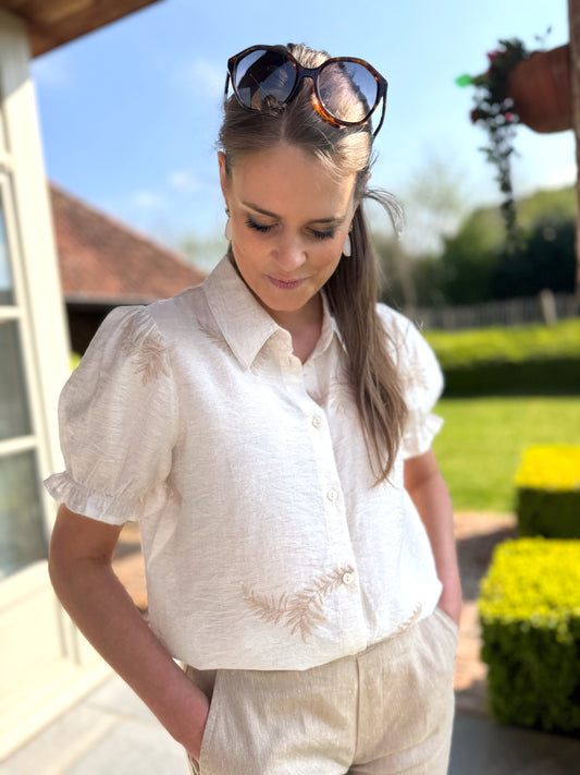 53464 blouse broderie blaadjes - beige