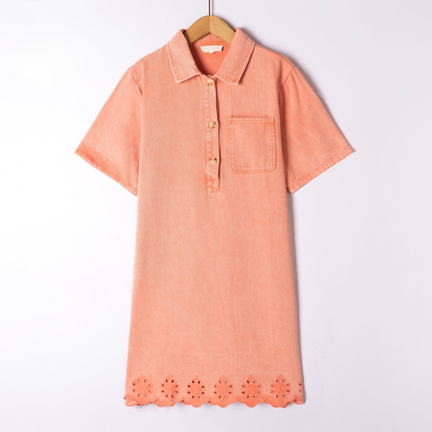 Jeanskleedje broderie boord - peche