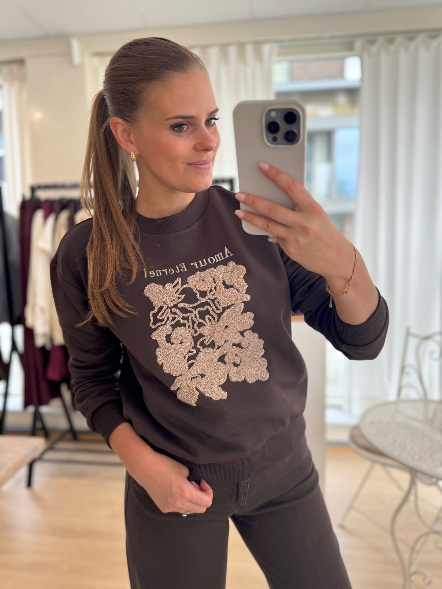 Roseanne sweater - bruin