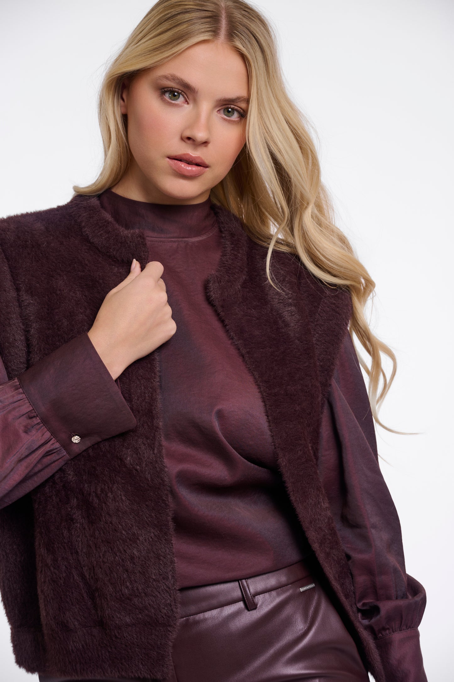 Elona waistcoat - Fudge