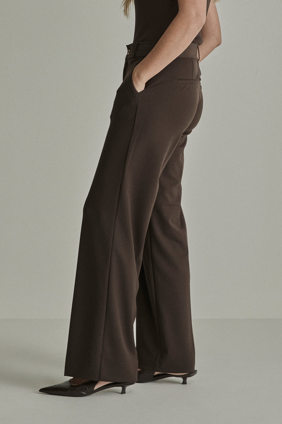 Mira elastic crepe - deep brown