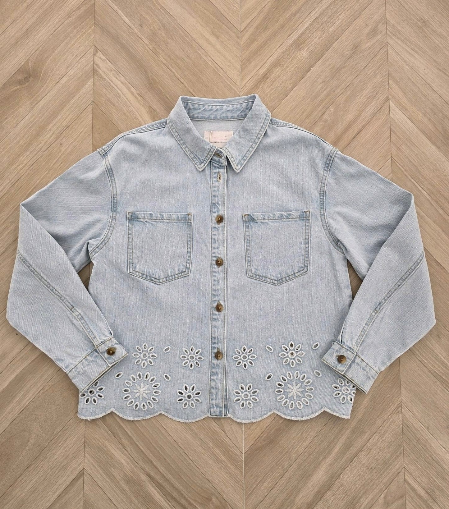 Jeansjasje broderie boord - lichtblauw