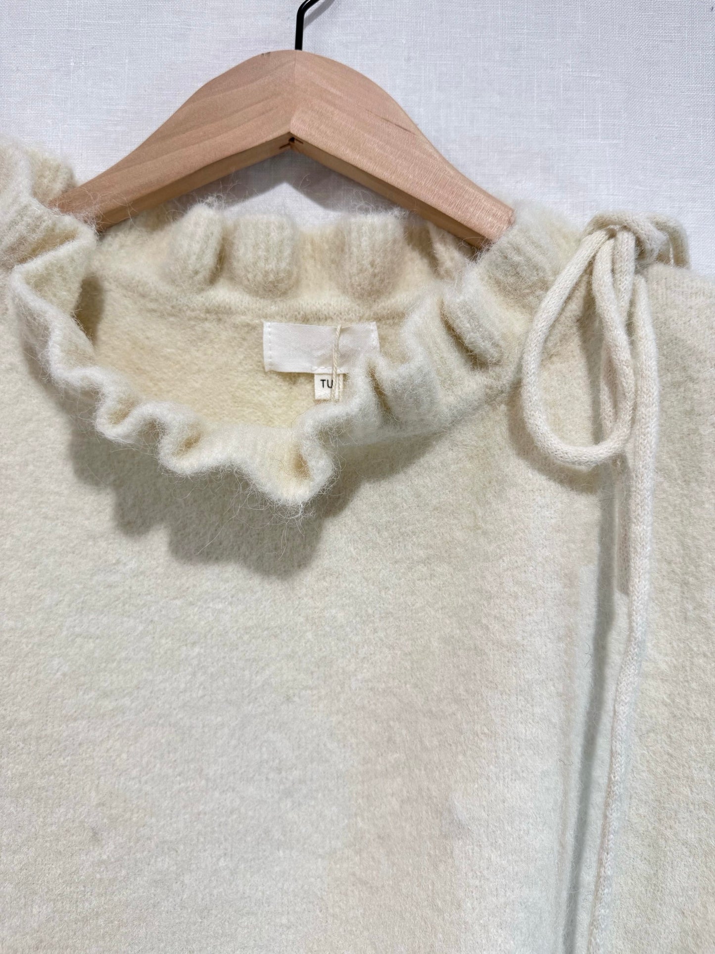 Truitje ZM frul hals - ecru