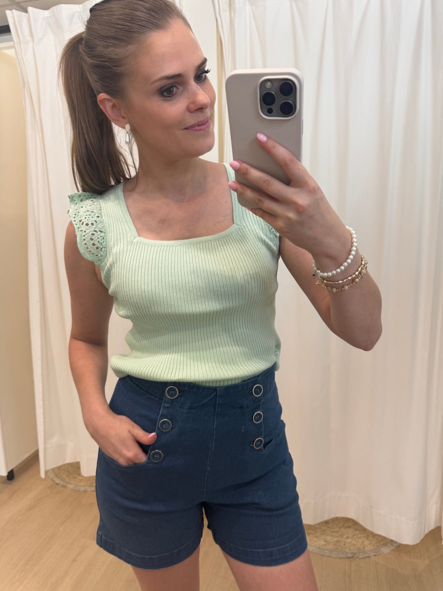 Short met knopen - blauw