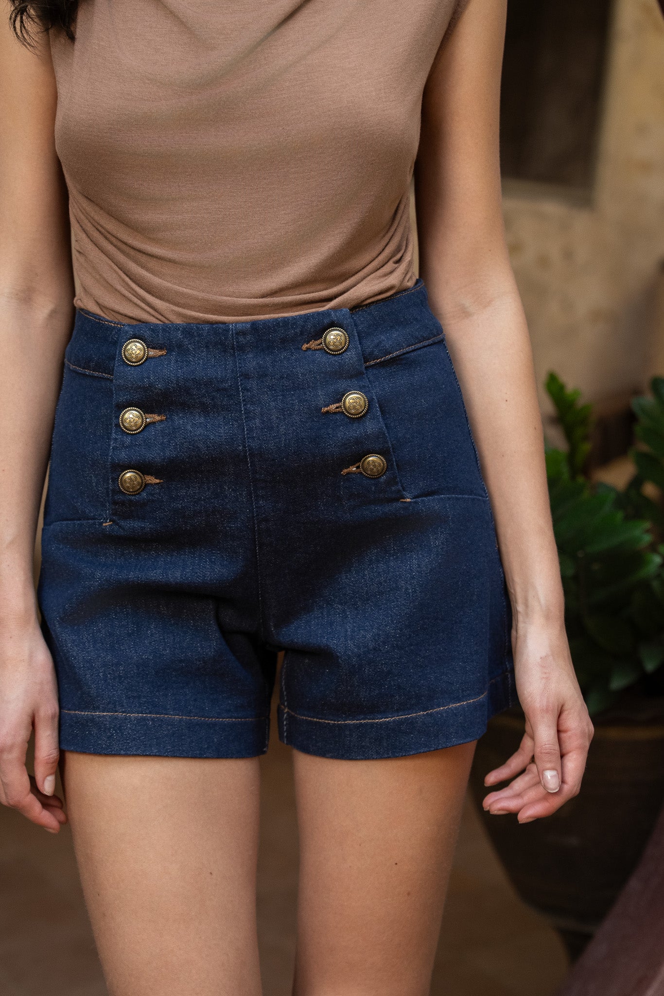 Jeansshortje knopen - donkerblauw