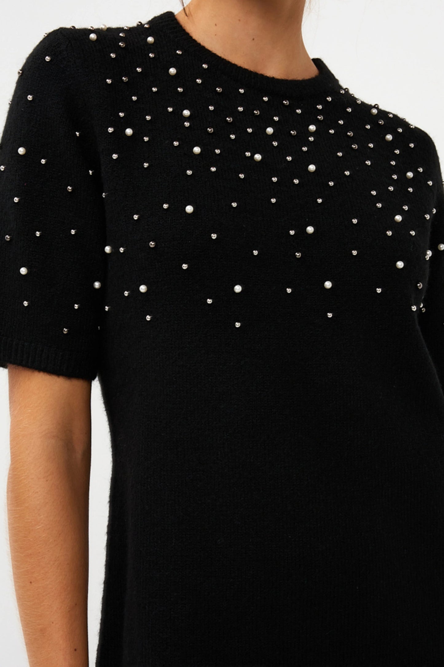 07712 Dress pearls - black