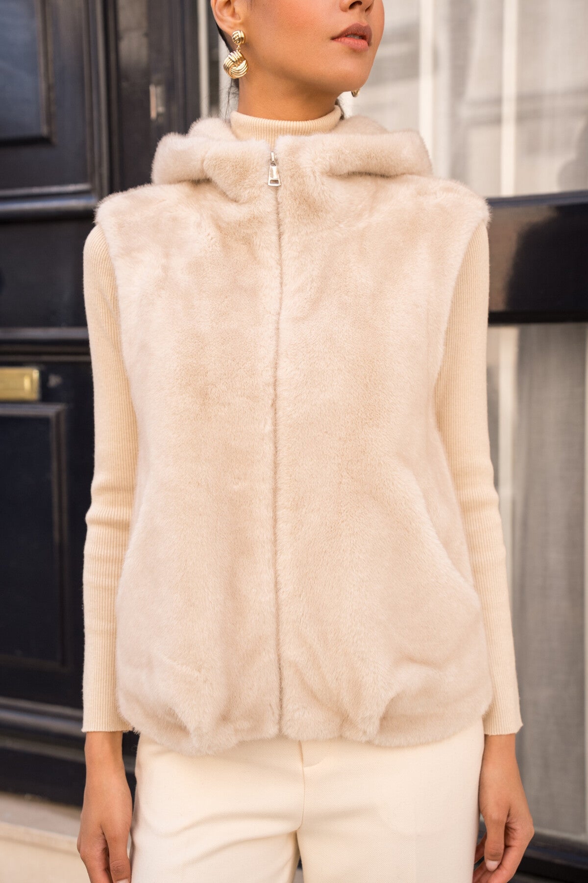 Fluffy vest ZM kap - ecru